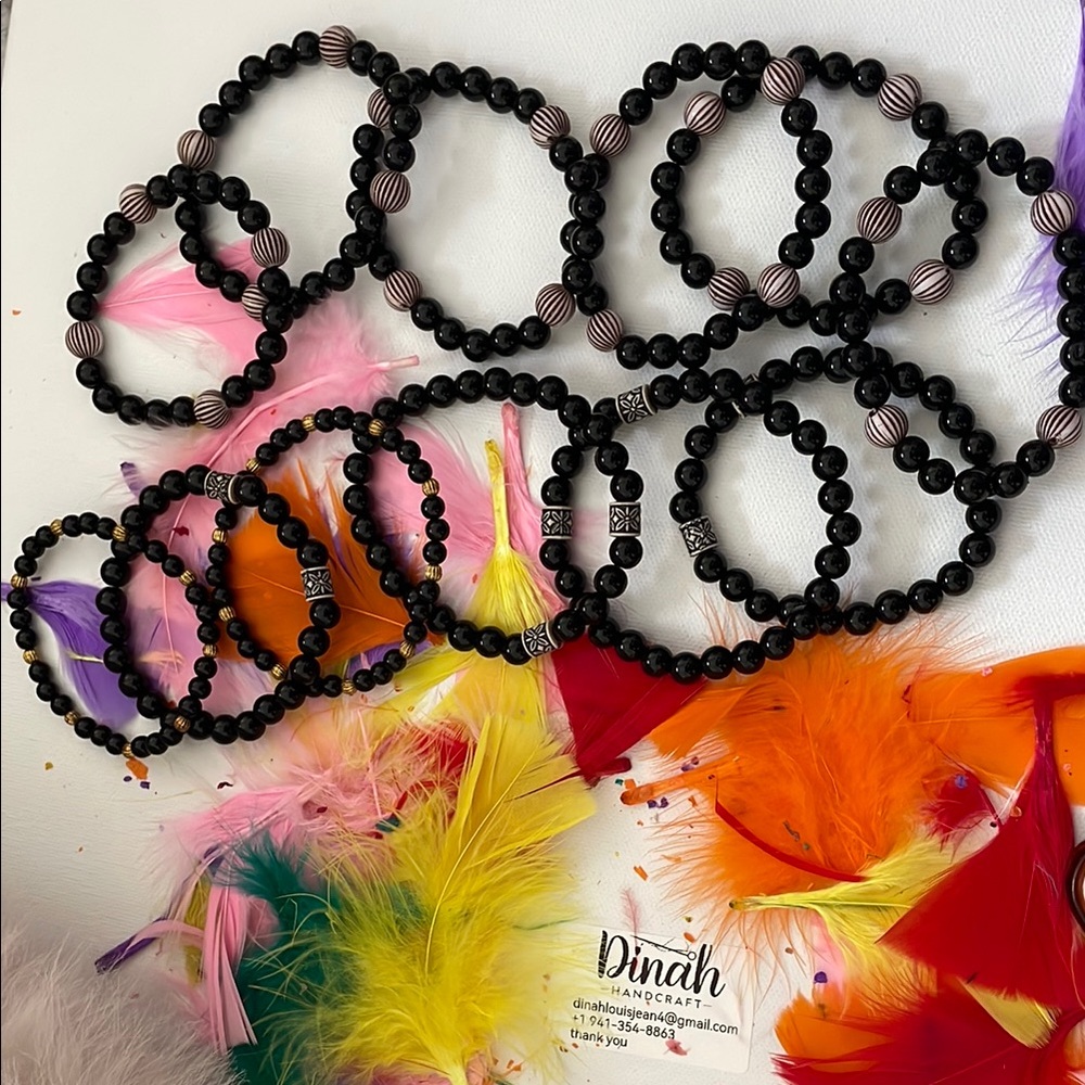 Glossy Black Beaded Stretch Bracelets with Colorful Feathers